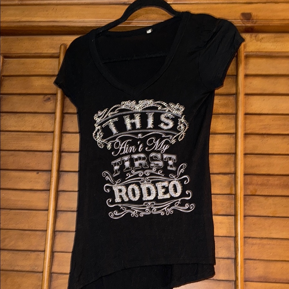 Black Graphic Tee - This Ain't My First Rodeo